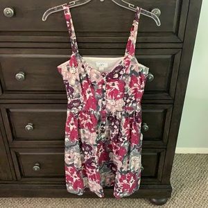 Ann Taylor LOFT dress. Size 4. Multicolor floral.